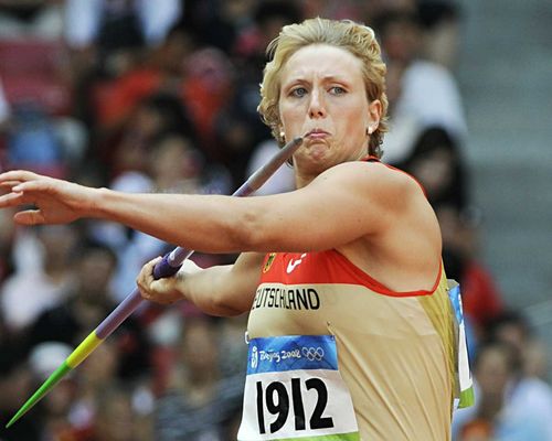 Christina Obergföll gewinnt einzige Medaille der deutschen Leichtathleten<br>Anne Möllinger mit der Staffel auf Platz fünf in Peking