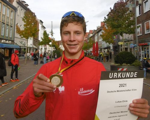 Lukas Ehrle zum Nachwuchsläufer des Jahres 2021 gekürt