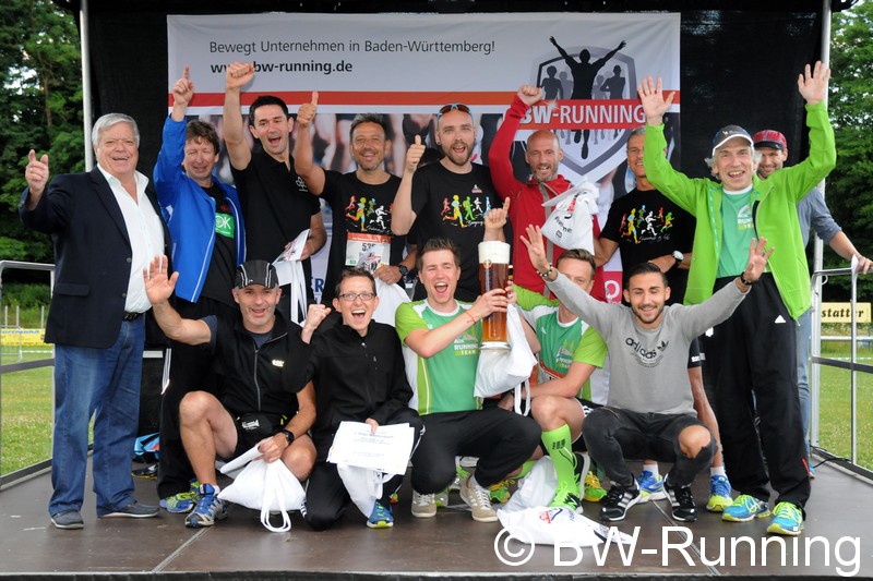 Strahlende Gesichter beim 2. AOK Firmenlauf Rastatt 