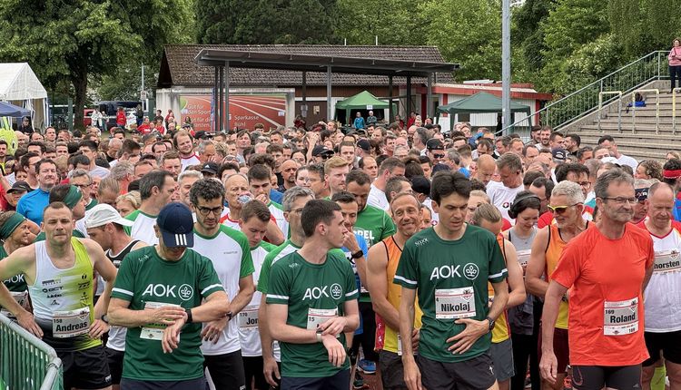 1. AOK Firmenlauf Bühl: Knapp 700 Laufbegeisterte bei Premiere am Start
