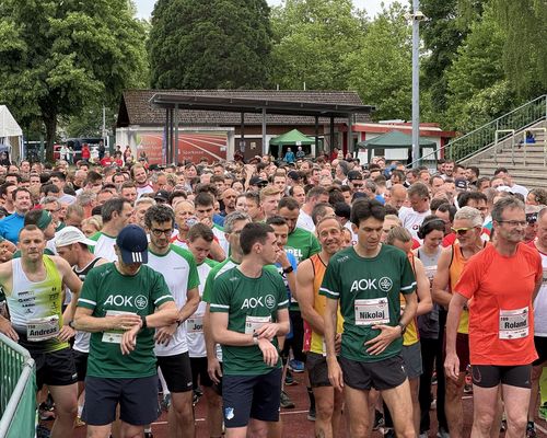 1. AOK Firmenlauf Bühl: Knapp 700 Laufbegeisterte bei Premiere am Start