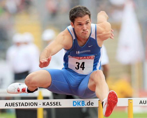 Matthias Bühler sensationell deutscher Hürdenmeister<br>Christine Obergföll gewinnt Speerwerfen / Timo Benitz Vizemeister über 800m / Bronze für Anne Möllinger und Lisa Hahner