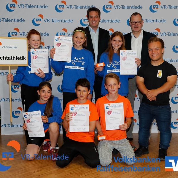 VR-Kids mit guter Figur beim Fußball-Event