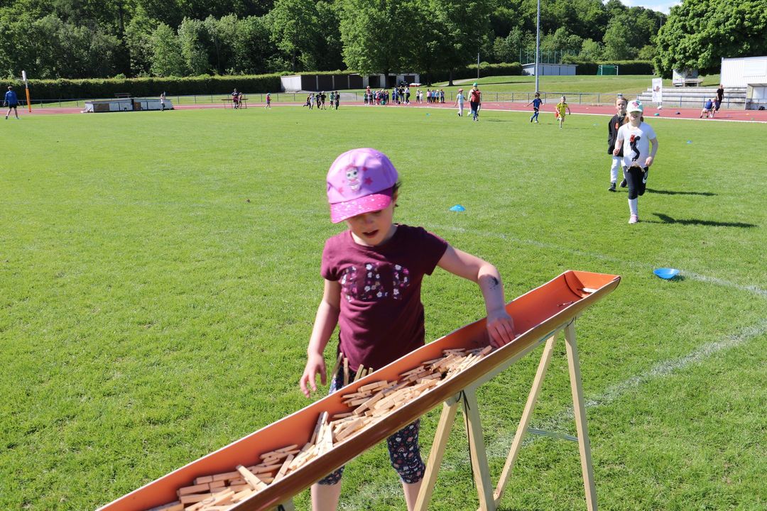 Schulprojekt „Grundschule trifft Kinderleichtathletik“ begeistert landesweit über 11.000 Kinder