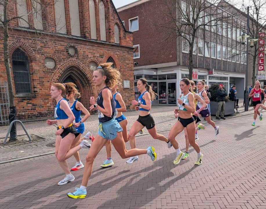 Tübingerinnen räumen bei DM 10 Kilometer Straße ab