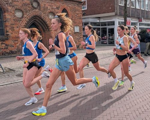 Tübingerinnen räumen bei DM 10 Kilometer Straße ab