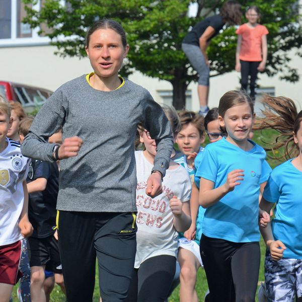 Training mit Hindernisläuferin Elena Burkard