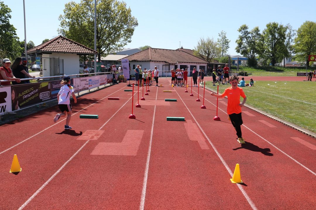 Eröffnungsveranstaltung der Schulprojektreihe „Grundschule trifft Kinderleichtathletik“ in Württemberg