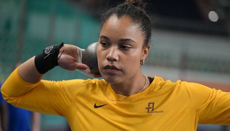 Hallen-WM: Yemisi Ogunleye mit 19,46m auf Rang 5