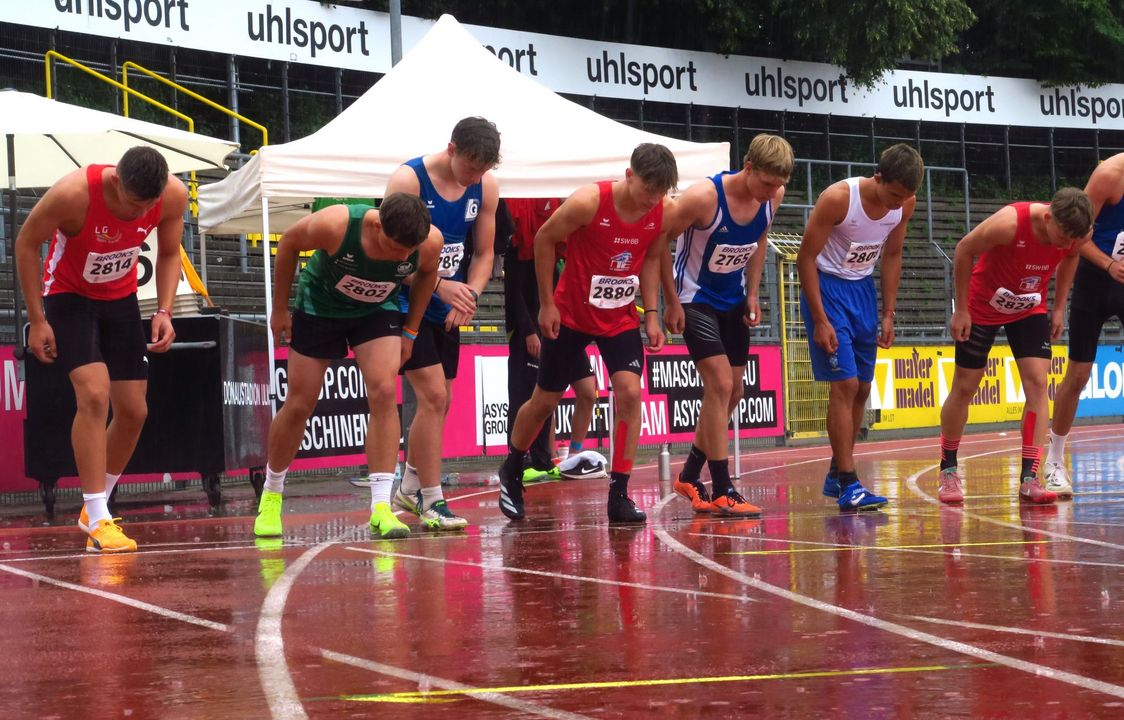 1.500 m-Start im strömenden Regen