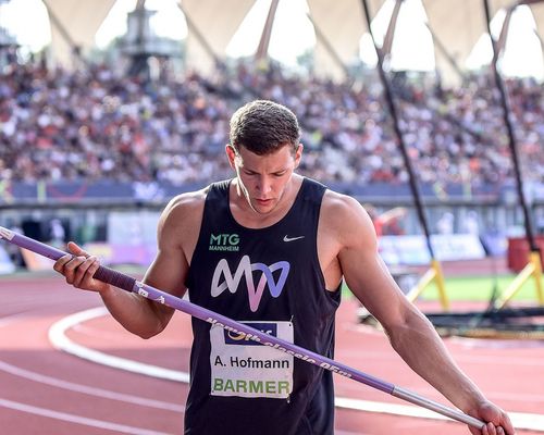 Andreas Hofmann mit dem nächsten Weltklasse-Wurf