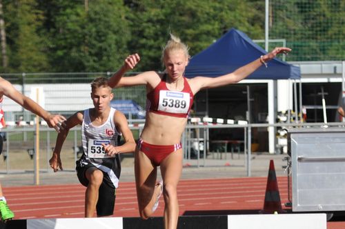 Jolanda Kallabis stellt neuen Deutschen U18-Rekord auf 