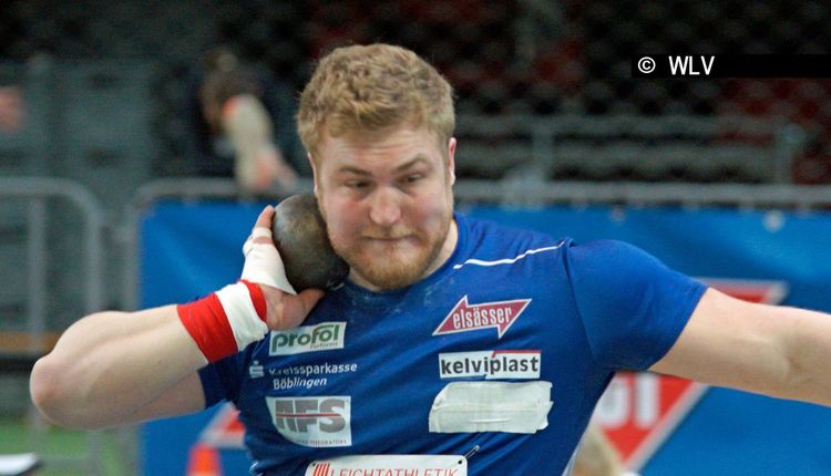 Simon Bayer steigert sich auf 20,43 Meter