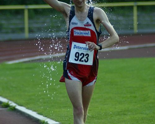Carl Dohmann souverän / Senioren nutzen Test für EM in Zittau