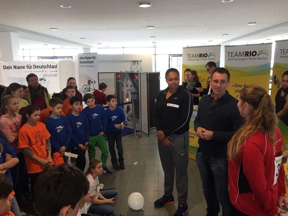 VR-Talentiade-Kids treffen die Meisterinnen