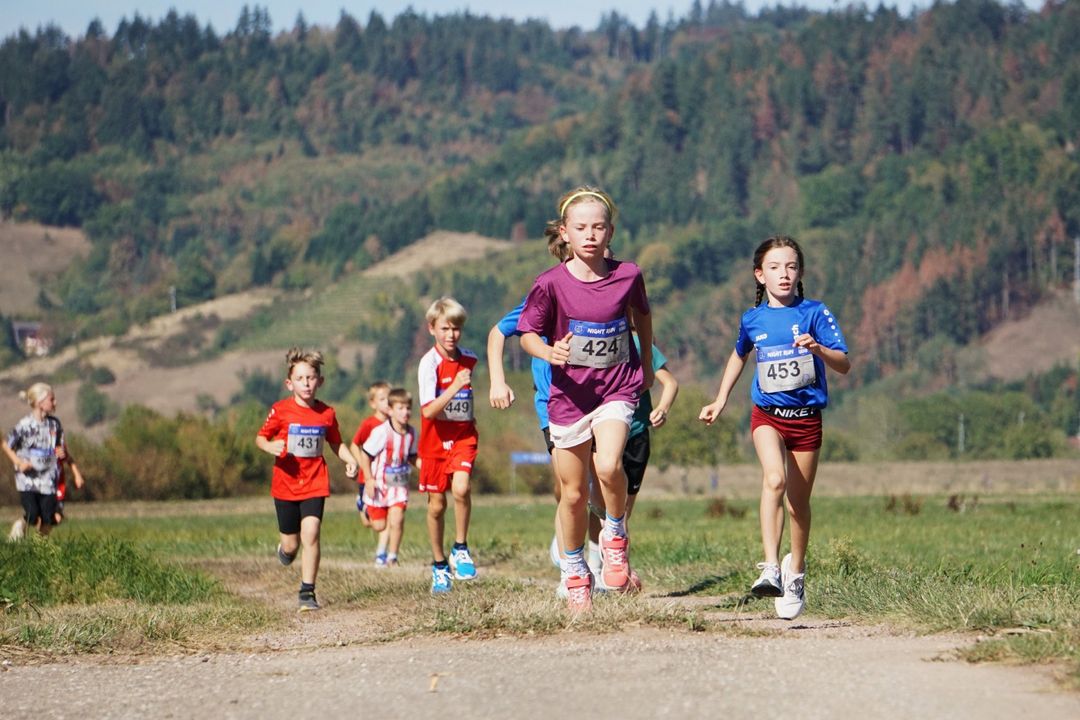 Spätsommerlicher Night Run sorgt für besondere Laufmomente