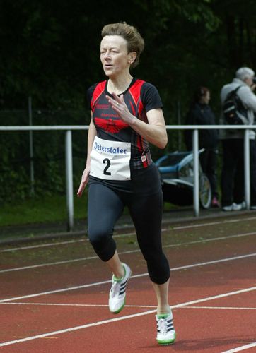 Lidia Zentner läuft in W60 zwei deutsche Rekorde