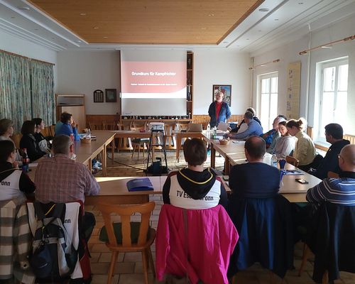 Gut besuchte Kampfrichter-Grundausbildung in Eppingen