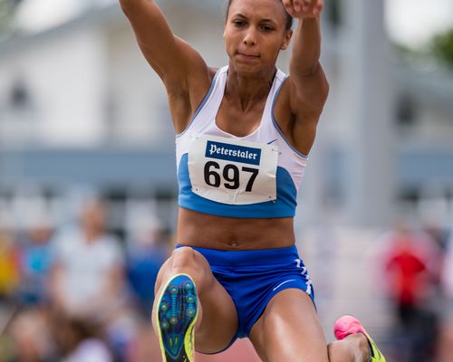 Malaika Mihambo knackt die 7 Meter Marke