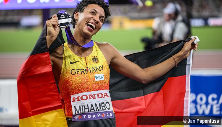 Autogramm und Engagement – Malaika Mihambo bei WLV-Kongress