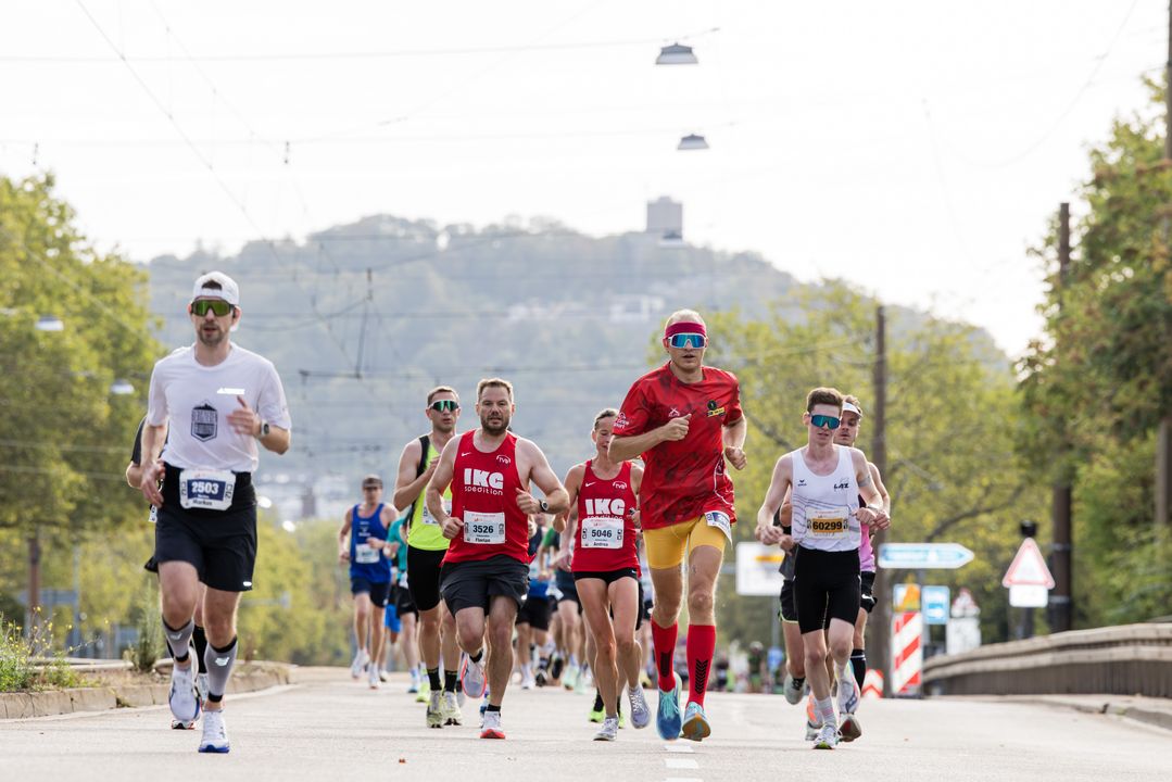 Teilnehmerrekord und starke sportliche Leistungen beim 42. Baden-Marathon