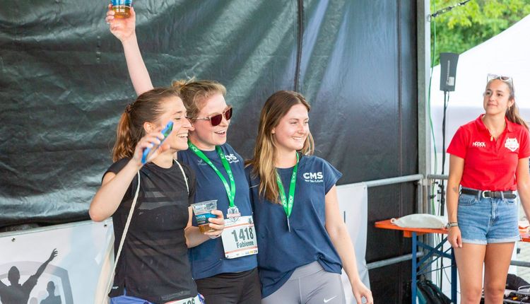 Bäume pflanzen und gewinnen beim Tag des Laufens