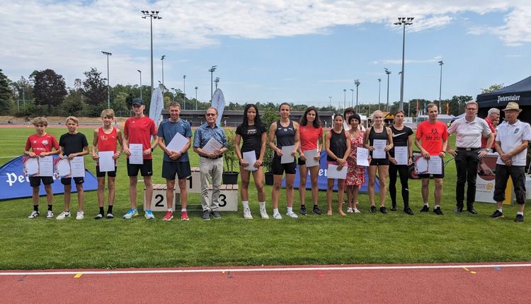 Ehrungen im Rahmen der BW-Finals mit BLV-U16