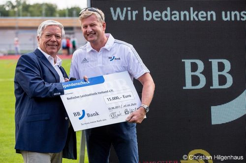 BBBank spendet 15.000 Euro zur Förderung der Leichtathletik
