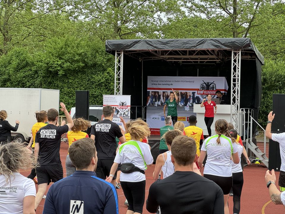 1. AOK Firmenlauf Bühl: Knapp 700 Laufbegeisterte bei Premiere am Start