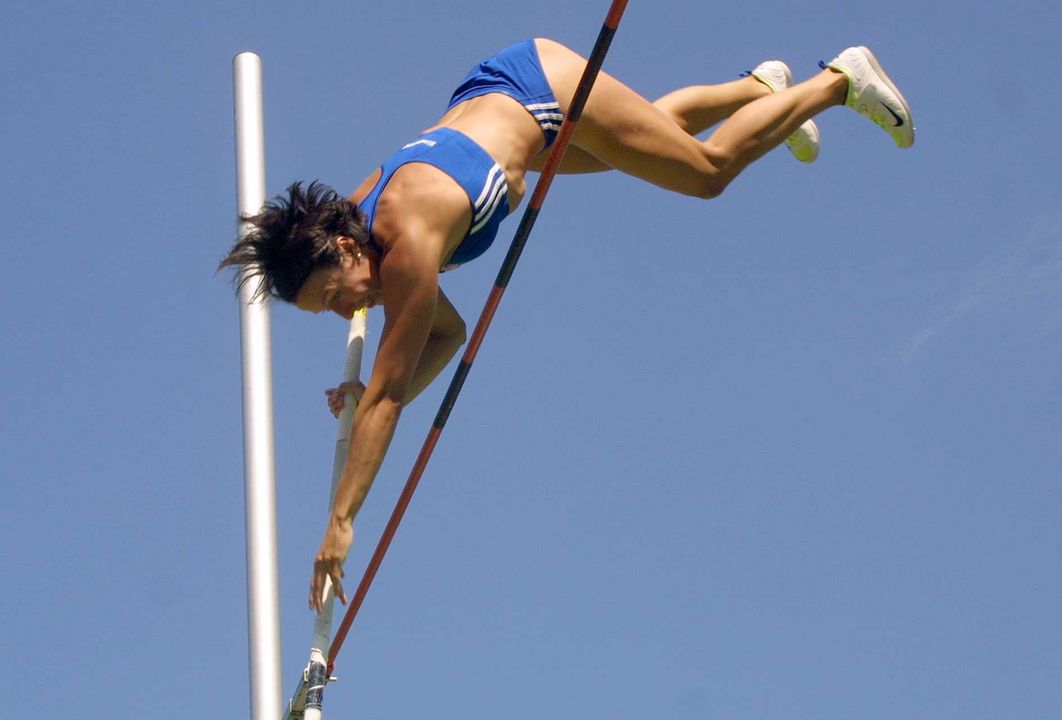 Silke Spiegelburg gelingt Comeback beim Weisenbacher Stabhochsprung-Meeting