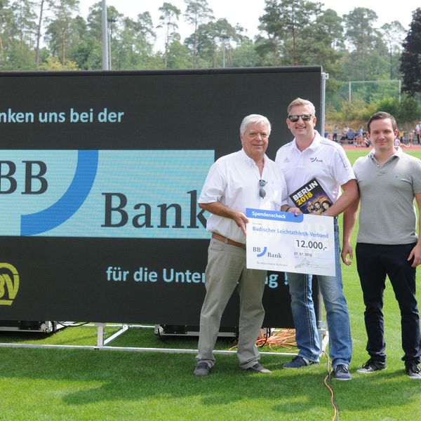 BBBank spendet 12.000 Euro zur Förderung der Jugendarbeit in der Leichtathletik