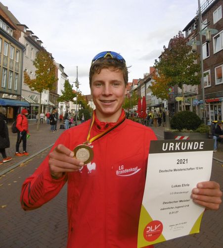 Lukas Ehrle in der Badischen Zeitung: "Das Allroundtalent unter den Läufern"