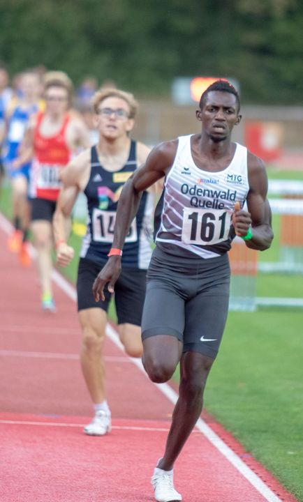 Beim Abendsportfest der SG Walldorf konnte sich der Leichtathletik-Nachwuchs miteinander messen