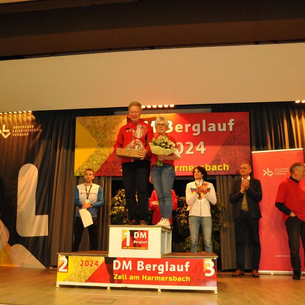 Der Cheforganisator aus dem Kinzigtal mit DLV-Gold geehrt