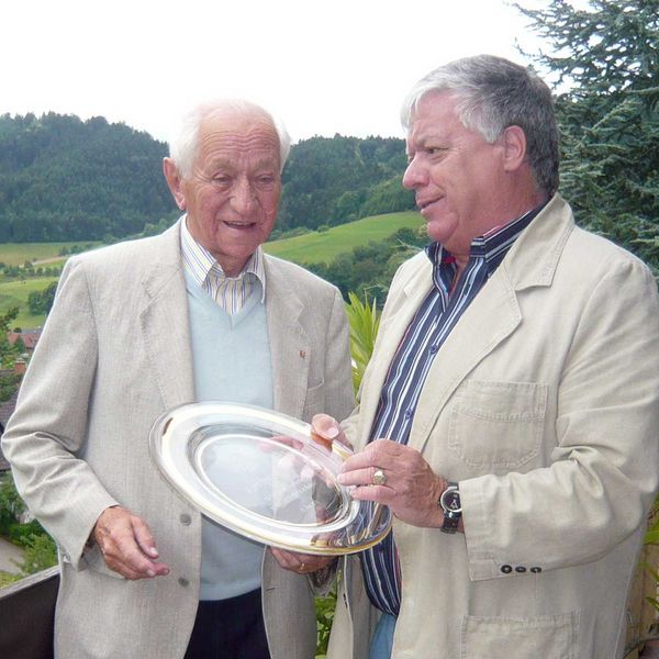 BLV-Präsident Krämer zu Besuch bei Ehrenmitglied Kurt Spitzmüller