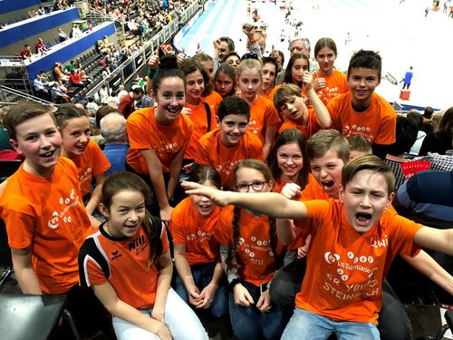 VR-Talentiade-Kids treffen die Stars beim Indoor Meeting in Karlsruhe