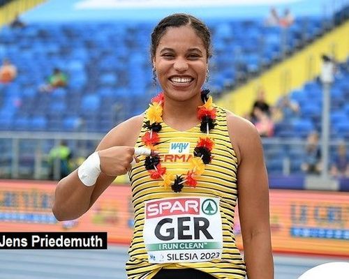 Yemisi Ogunleye als „Sportheldin“ nominiert