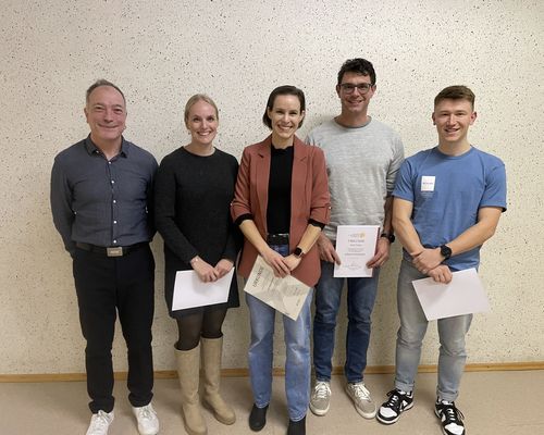 Gerald Oxenmayer (links) und die Geehrten beim Kreisfachtag.