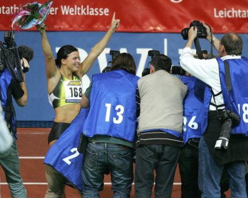 Hürden-Weltrekordlerin Kallur gibt Comeback beim INDOOR MEETING KARLSRUHE