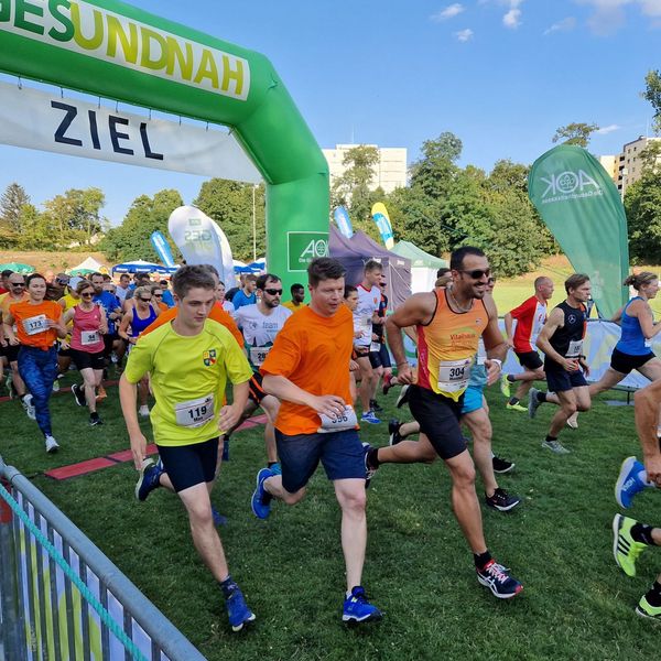 Bis 9. September zum 1. AOK Firmenlauf Mosbach anmelden