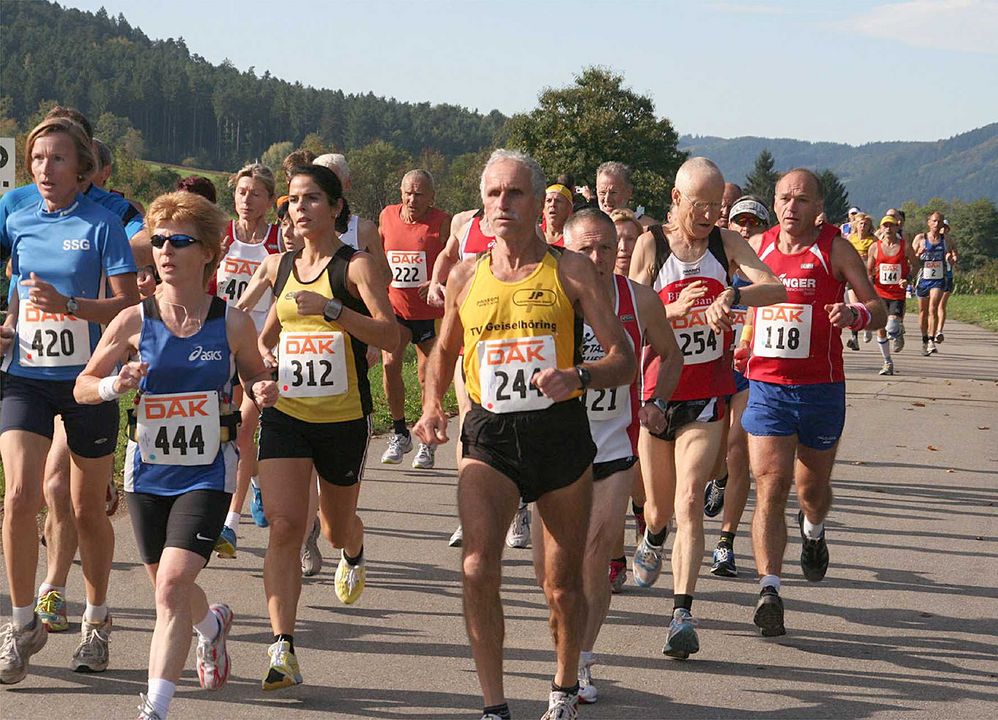 Carsten Bresser und Veronika Ulrich Tageschnellste / Peter Lessing gewinnt Gold in M65