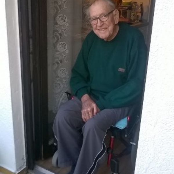 Grüße von Hans Motzenbäcker