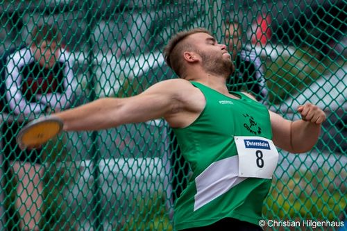 Tristan Schwandke wirft mit 69,85 Meter neuen Cup- Rekord in Langenbrand