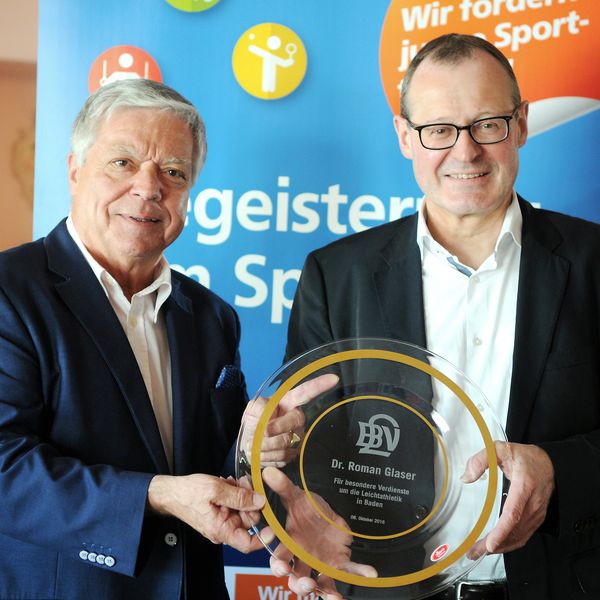 BLV zeichnet BWGV-Präsident Dr. Roman Glaser für VR-Talentiade aus - Besondere Verdienste um die Förderung der Leichathletik