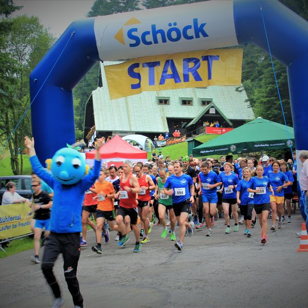 Zum Jubiläum geht es rund um den Globus