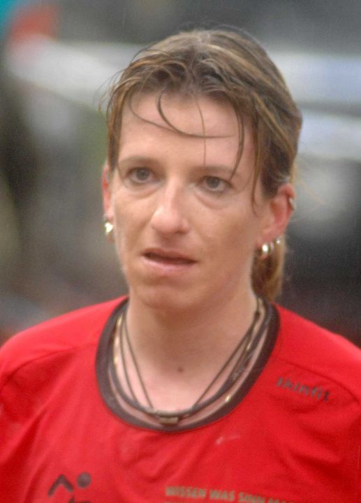 Simon Boch läuft mit B-Jugendrekord zum Titel