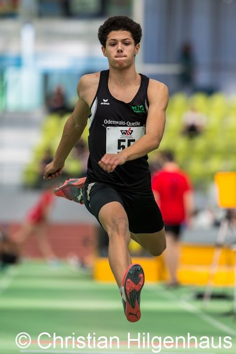  Leichtathletik-Nachwuchs zeigt bei BW-Hallenmeisterschaften U18 sein Können