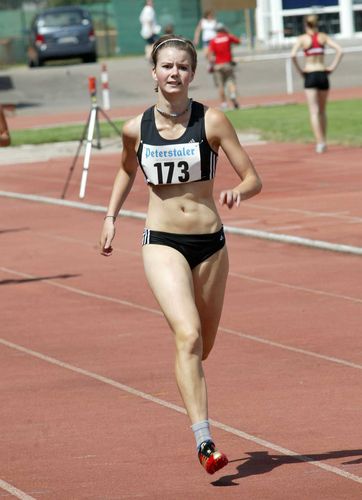 Athleten trotzen hochsommerlicher Hitze mit guten Leistungen