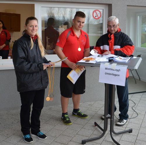 Tim Stösser setzt Glanzpunkt bei Bad. Winterwurfmeisterschaften U16